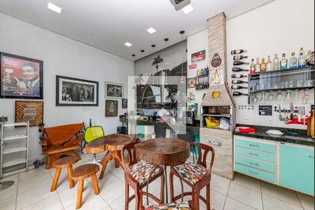 Casa para alugar com 470m², 3 quartos e 5 vagas Casa para alugar com 470m², 3 quartos e 5 vagasedícula