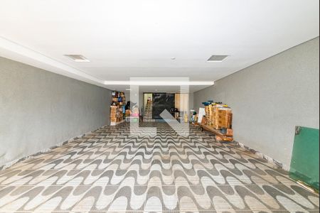 Casa para alugar com 470m², 3 quartos e 5 vagas Casa para alugar com 470m², 3 quartos e 5 vagasGaragem