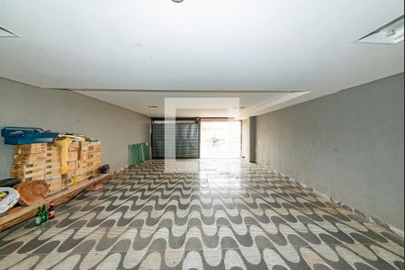 Casa para alugar com 470m², 3 quartos e 5 vagas Casa para alugar com 470m², 3 quartos e 5 vagasGaragem