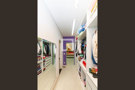 Casa para alugar com 470m², 3 quartos e 5 vagas Casa para alugar com 470m², 3 quartos e 5 vagasCloset da suíte