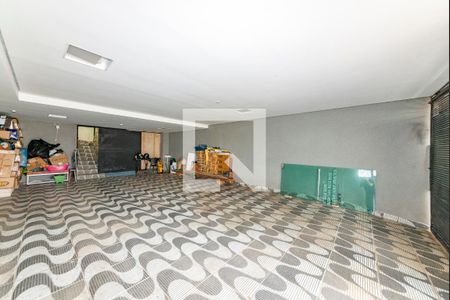 Casa para alugar com 470m², 3 quartos e 5 vagas Casa para alugar com 470m², 3 quartos e 5 vagasGaragem