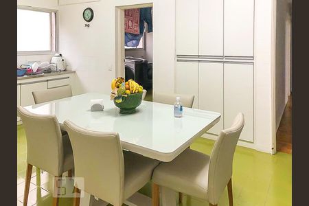 Cozinha de apartamento à venda com 4 quartos, 224m² em Pinheiros, São Paulo