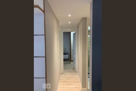 Corredor de apartamento à venda com 2 quartos, 52m² em Anil, Rio de Janeiro