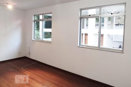 Apartamento à venda com 2 quartos, 75m² em Santo Antônio, Belo Horizonte
