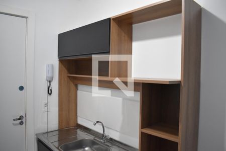 Cozinha de kitnet/studio para alugar com 1 quarto, 23m² em Lindóia, Curitiba