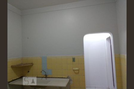 Cozinha de apartamento para alugar com 1 quarto, 40m² em Setor Central, Goiânia