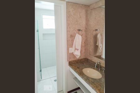 Banheirp de apartamento à venda com 3 quartos, 87m² em Parque Imperial, São Paulo