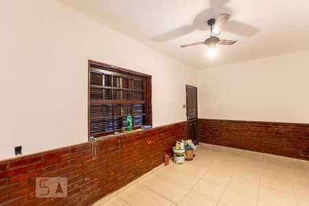 Sala de casa para alugar com 2 quartos, 120m² em Santa Rosa, Niterói