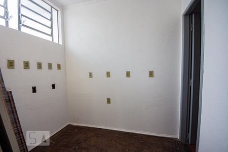 Quarto de Serviço de casa à venda com 4 quartos, 150m² em Auxiliadora, Porto Alegre