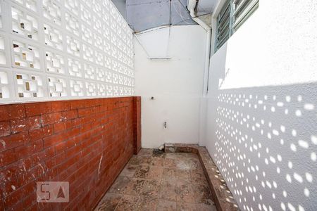 Lavanderia  de casa à venda com 4 quartos, 150m² em Auxiliadora, Porto Alegre