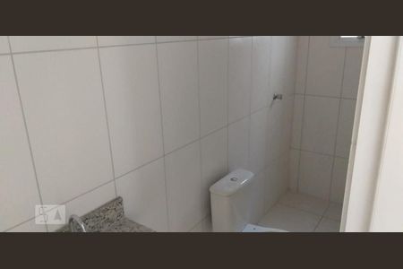 Banheiro 2 de casa de condomínio à venda com 3 quartos, 100m² em Vila Granada, São Paulo