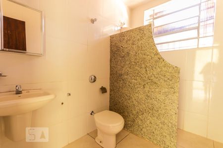 Banheiro Social de apartamento à venda com 3 quartos, 100m² em Planalto, Belo Horizonte