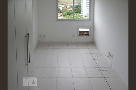 Suíte de apartamento para alugar com 2 quartos, 70m² em Barra da Tijuca, Rio de Janeiro