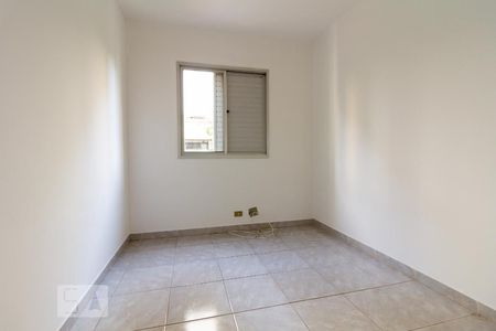 Quarto 1 de apartamento para alugar com 2 quartos, 55m² em Rio Pequeno, São Paulo