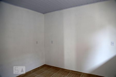 Quarto 1 de apartamento para alugar com 1 quarto, 25m² em Parque Pinheiros, Taboão da Serra