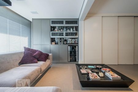 Sala de apartamento à venda com 1 quarto, 80m² em Cidade Monções, São Paulo