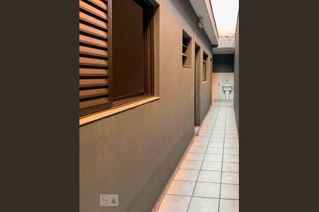 Corredor de casa para alugar com 1 quarto, 42m² em Vila Sílvia, São Paulo