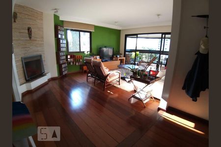 Sala  de apartamento à venda com 4 quartos, 204m² em Paraíso do Morumbi, São Paulo