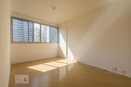 Sala de apartamento para alugar com 2 quartos, 75m² em Vila Olímpia, São Paulo