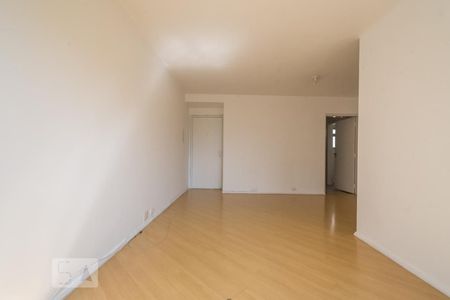 Sala de apartamento para alugar com 2 quartos, 75m² em Vila Olímpia, São Paulo