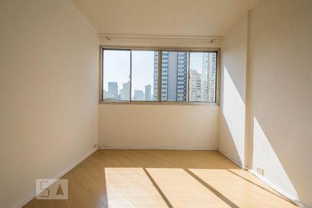 Sala de apartamento para alugar com 2 quartos, 75m² em Vila Olímpia, São Paulo