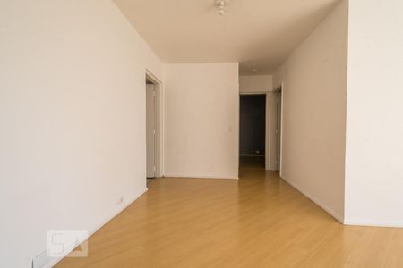 Sala de apartamento para alugar com 2 quartos, 75m² em Vila Olímpia, São Paulo