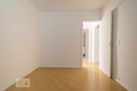 Quarto 1 de apartamento para alugar com 2 quartos, 75m² em Vila Olímpia, São Paulo