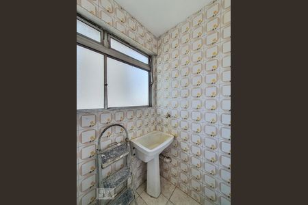 Área de serviço de apartamento para alugar com 2 quartos, 57m² em Cambuci, São Paulo