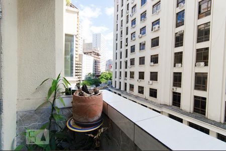 Sacada de apartamento à venda com 1 quarto, 72m² em Centro, São Paulo