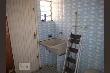 Área de Serviço de casa à venda com 4 quartos, 163m² em Jardim Sílvia, Santo André