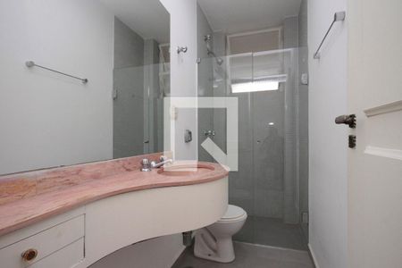 Banheiro de apartamento para alugar com 2 quartos, 130m² em Higienópolis, São Paulo