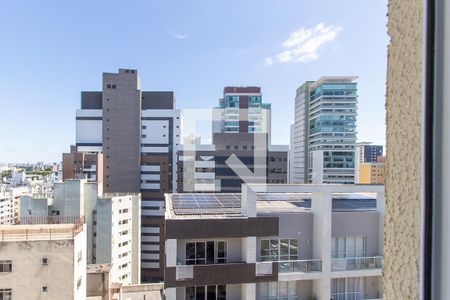 Vista do Quarto 1 de apartamento para alugar com 3 quartos, 70m² em Vila Izabel, Curitiba