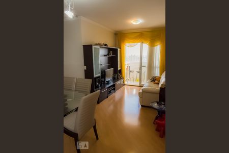 Sala de apartamento para alugar com 3 quartos, 86m² em Vila Rosália, Guarulhos