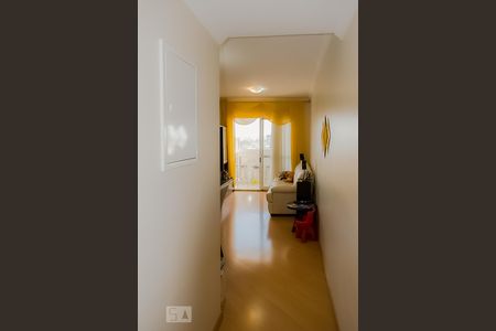 Corredor de apartamento para alugar com 3 quartos, 86m² em Vila Rosália, Guarulhos
