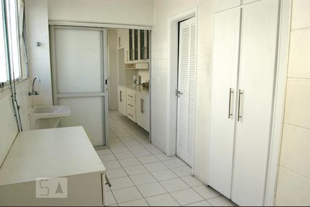 Área de Serviço de apartamento à venda com 4 quartos, 344m² em Indianópolis, São Paulo