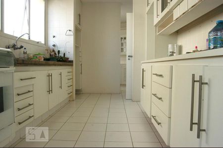 Cozinha de apartamento à venda com 4 quartos, 344m² em Indianópolis, São Paulo