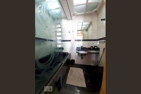 Apartamento à venda com 75m², 3 quartos e 1 vaga Apartamento à venda com 75m², 3 quartos e 1 vagaBanheiro