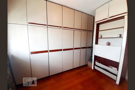 Apartamento à venda com 75m², 3 quartos e 1 vaga Apartamento à venda com 75m², 3 quartos e 1 vagaQuarto 2