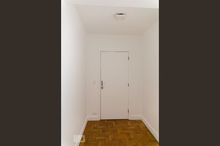 Entrada de apartamento à venda com 2 quartos, 85m² em Aclimação, São Paulo