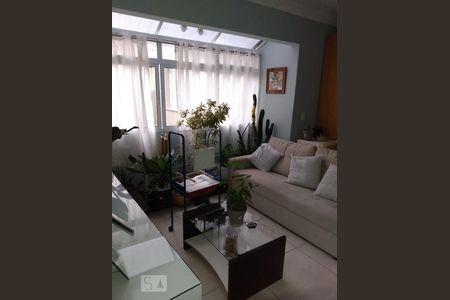 Apartamento à venda com 76m², 2 quartos e sem vagaSala