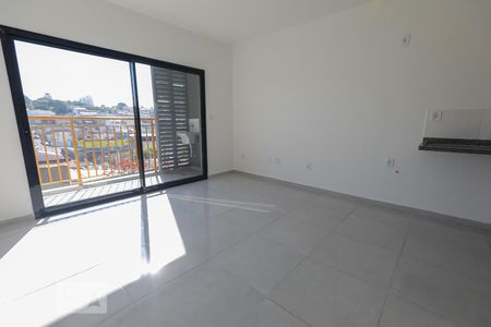 Sala/Quarto de kitnet/studio para alugar com 1 quarto, 28m² em Vila Carrão, São Paulo