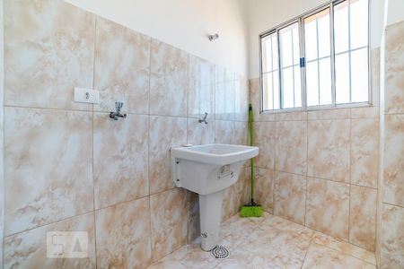 Área de Serviço de casa de condomínio para alugar com 1 quarto, 55m² em Vila Nivi, São Paulo