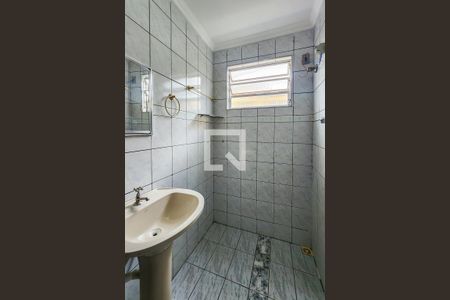 Banheiro de casa para alugar com 1 quarto, 67m² em Dos Casa, São Bernardo do Campo