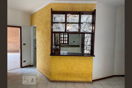 sala de casa para alugar com 3 quartos, 236m² em Jardim Nova Europa, Campinas