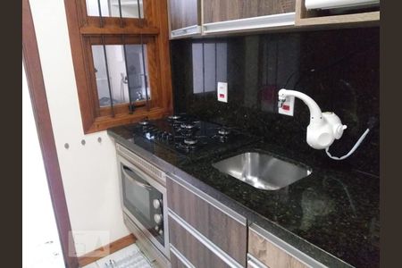 Casa para alugar com 2 quartos, 74m² em São José, Canoas