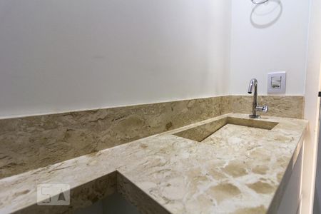 Detalhe banheiro de apartamento à venda com 1 quarto, 40m² em Jaguaribe, Osasco
