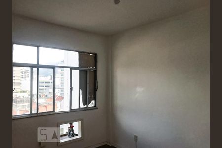 Quarto 1 de apartamento para alugar com 2 quartos, 80m² em Botafogo, Rio de Janeiro
