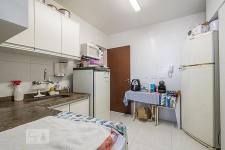 Apartamento para alugar com 95m², 3 quartos e 2 vagas Apartamento para alugar com 95m², 3 quartos e 2 vagasCozinha
