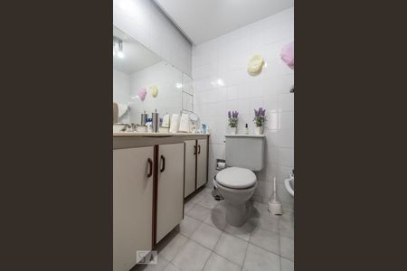 Apartamento para alugar com 95m², 3 quartos e 2 vagas Apartamento para alugar com 95m², 3 quartos e 2 vagasBanheiro 1