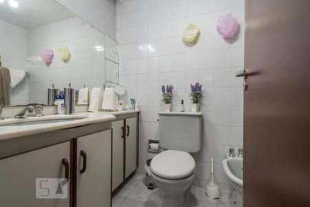 Apartamento para alugar com 95m², 3 quartos e 2 vagas Apartamento para alugar com 95m², 3 quartos e 2 vagasBanheiro 1